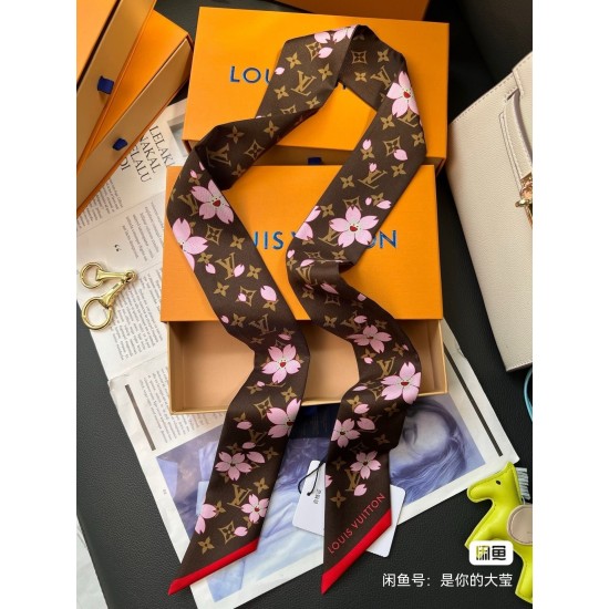 LV Scarf Good Quality