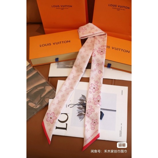 LV Scarf Good Quality