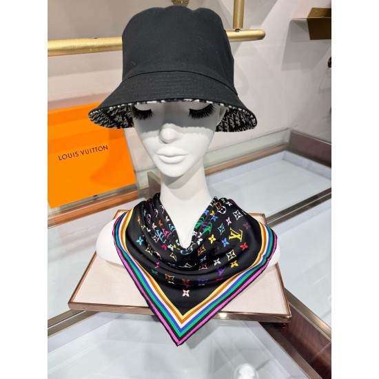 LV Scarf Good Quality