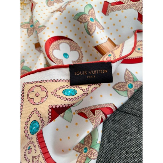 LV Scarf Good Quality