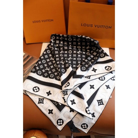 LV Scarf Good Quality