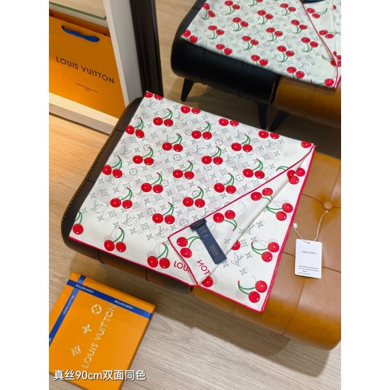 LV Scarf Good Quality