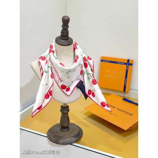 LV Scarf Good Quality