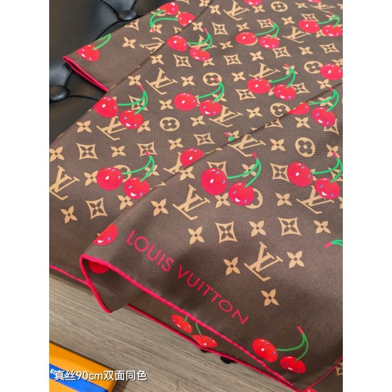 LV Scarf Good Quality