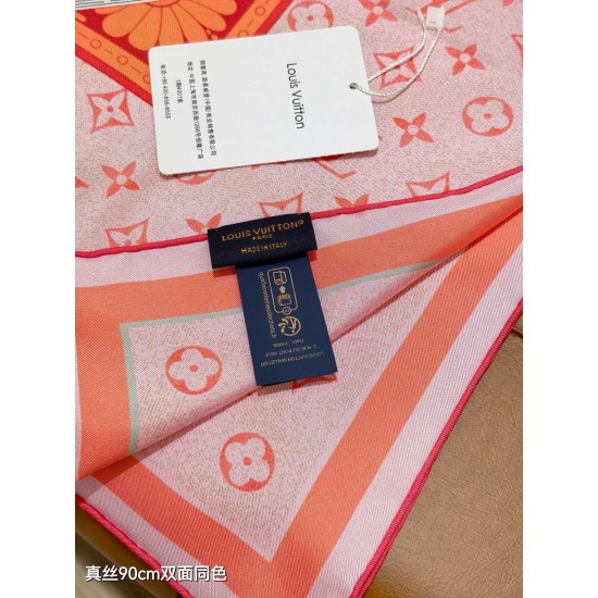 LV Scarf Good Quality