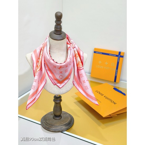 LV Scarf Good Quality