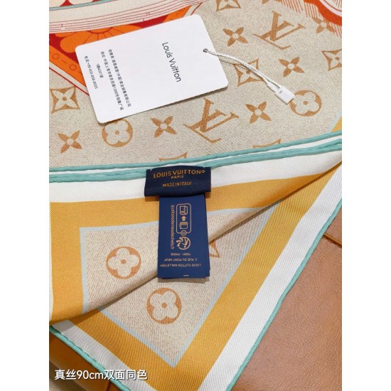 LV Scarf Good Quality