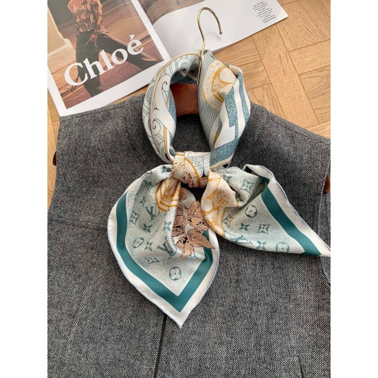 LV Scarf Good Quality