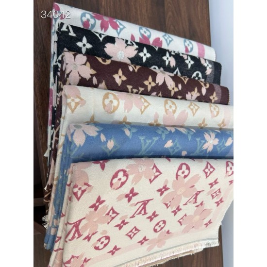 LV Scarf Good Quality