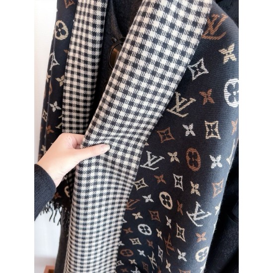 LV Scarf Good Quality