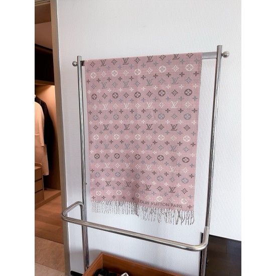 LV Scarf Good Quality