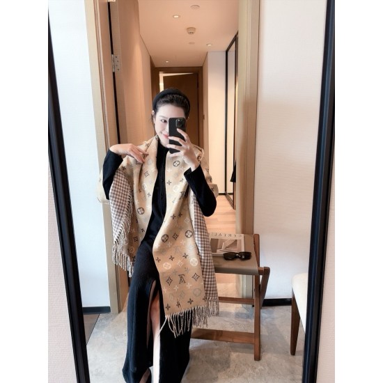 LV Scarf Good Quality