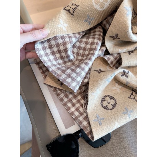 LV Scarf Good Quality