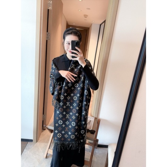 LV Scarf Good Quality