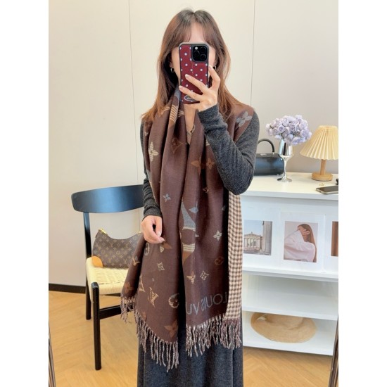 LV Scarf Good Quality