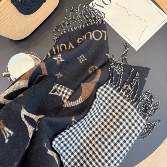 LV Scarf Good Quality