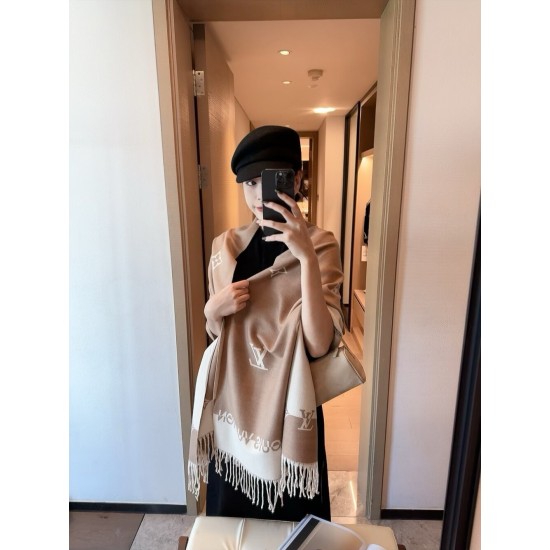 LV Scarf Good Quality