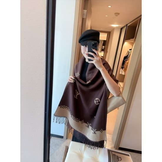 LV Scarf Good Quality