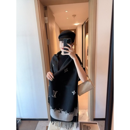 LV Scarf Good Quality
