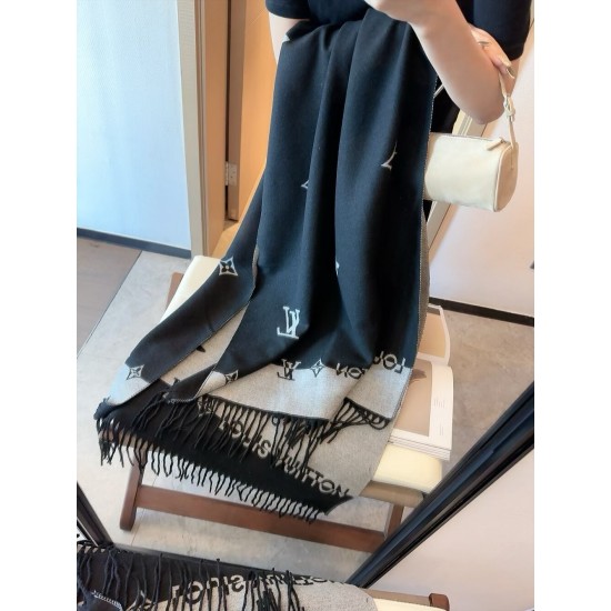 LV Scarf Good Quality
