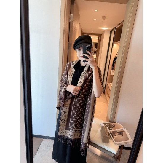 LV Scarf Good Quality