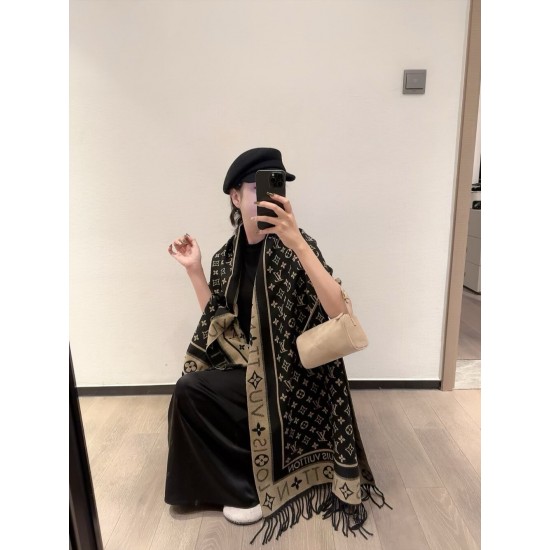 LV Scarf Good Quality