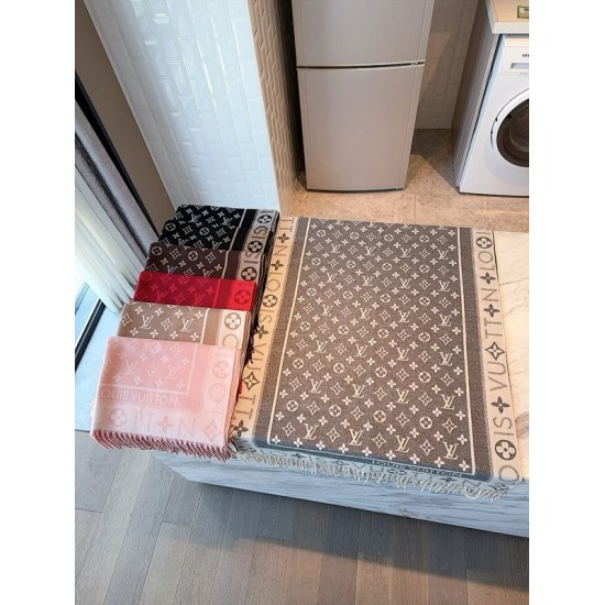 LV Scarf Good Quality