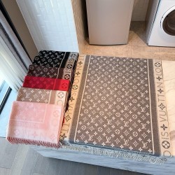 LV Scarf Good Quality