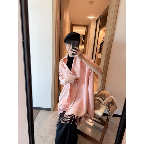LV Scarf Good Quality