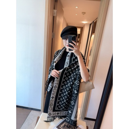 LV Scarf Good Quality