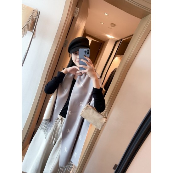 LV Scarf Good Quality