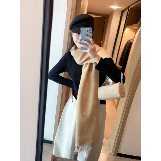 LV Scarf Good Quality
