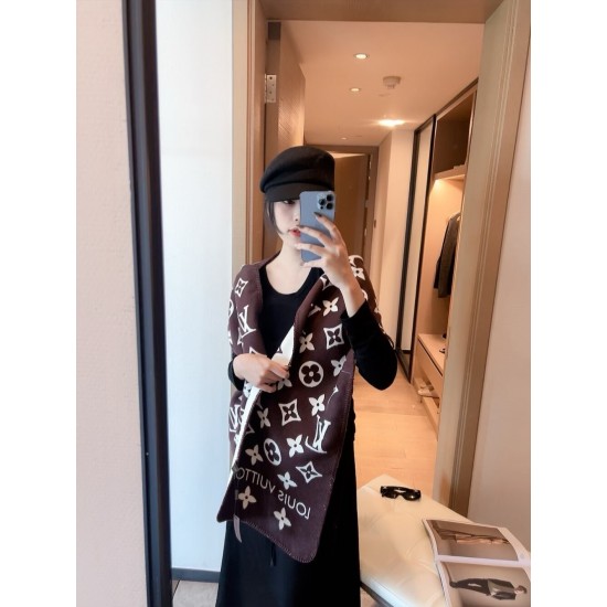 LV Scarf Good Quality