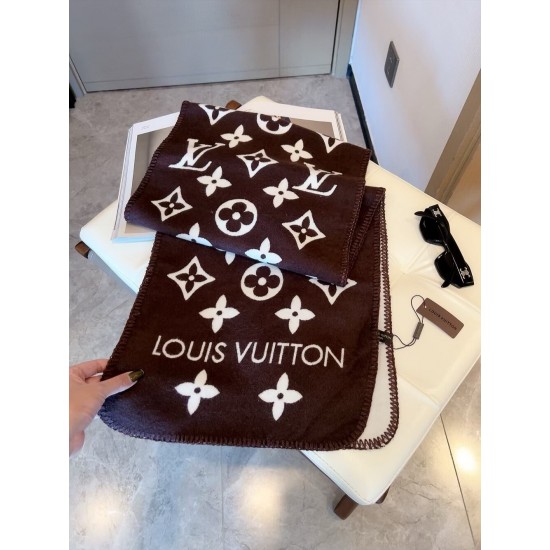 LV Scarf Good Quality