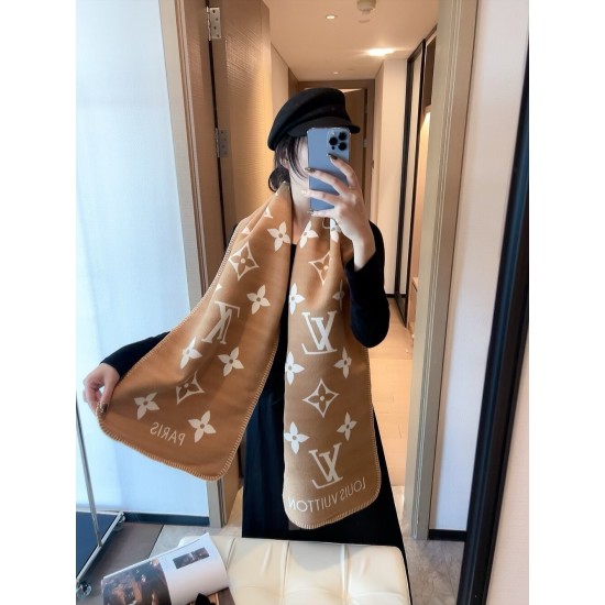 LV Scarf Good Quality