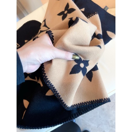 LV Scarf Good Quality