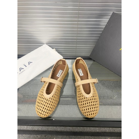 Alaia Shoes Women Top Quality
size 35-41