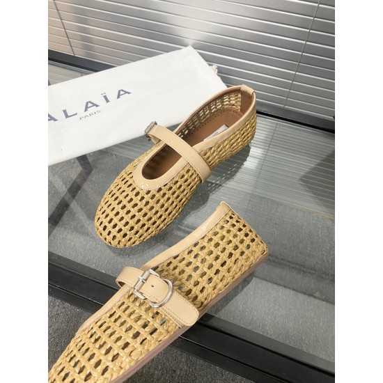 Alaia Shoes Women Top Quality
size 35-41