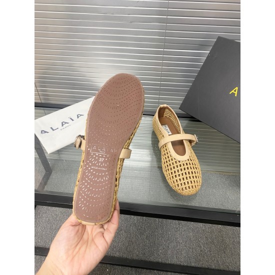 Alaia Shoes Women Top Quality
size 35-41
