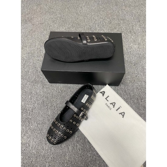 Alaia Shoes Women Top Quality
size 35-41