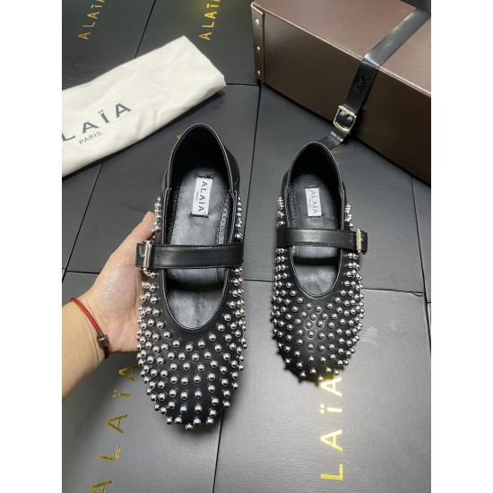 Alaia Shoes Women Top Quality
size 35-41