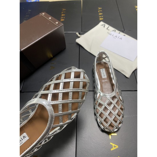 Alaia Shoes Women Top Quality
size 35-41