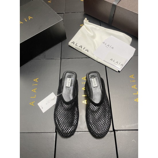 Alaia Shoes Women Top Quality
size 35-41