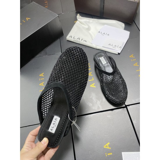 Alaia Shoes Women Top Quality
size 35-41