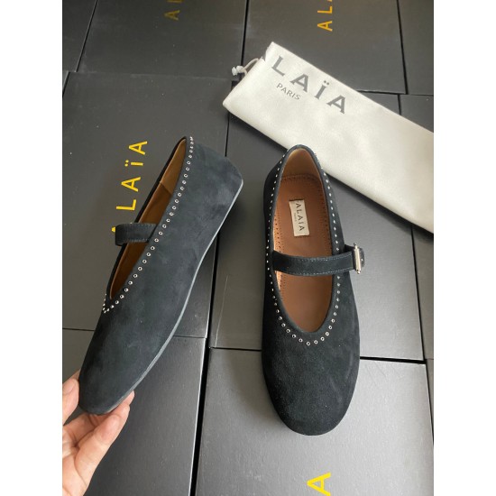 Alaia Shoes Women Top Quality
size 35-41