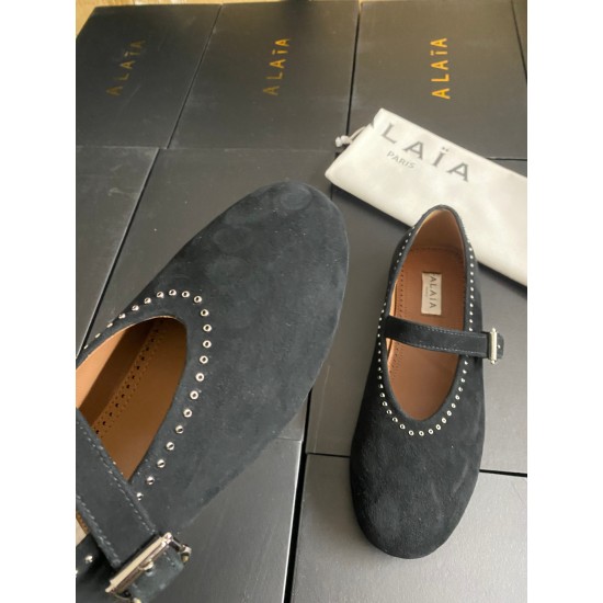 Alaia Shoes Women Top Quality
size 35-41