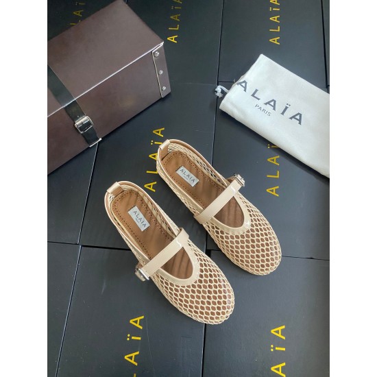 Alaia Shoes Women Top Quality
size 35-41