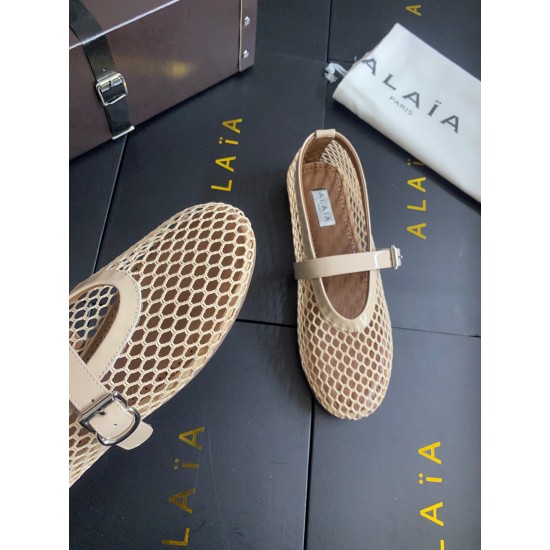 Alaia Shoes Women Top Quality
size 35-41