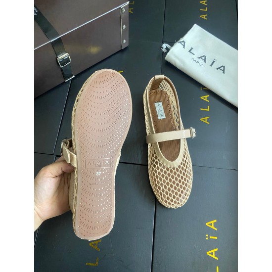 Alaia Shoes Women Top Quality
size 35-41