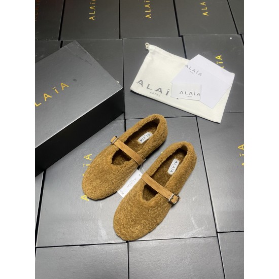 Alaia Shoes Women Top Quality
size 35-41